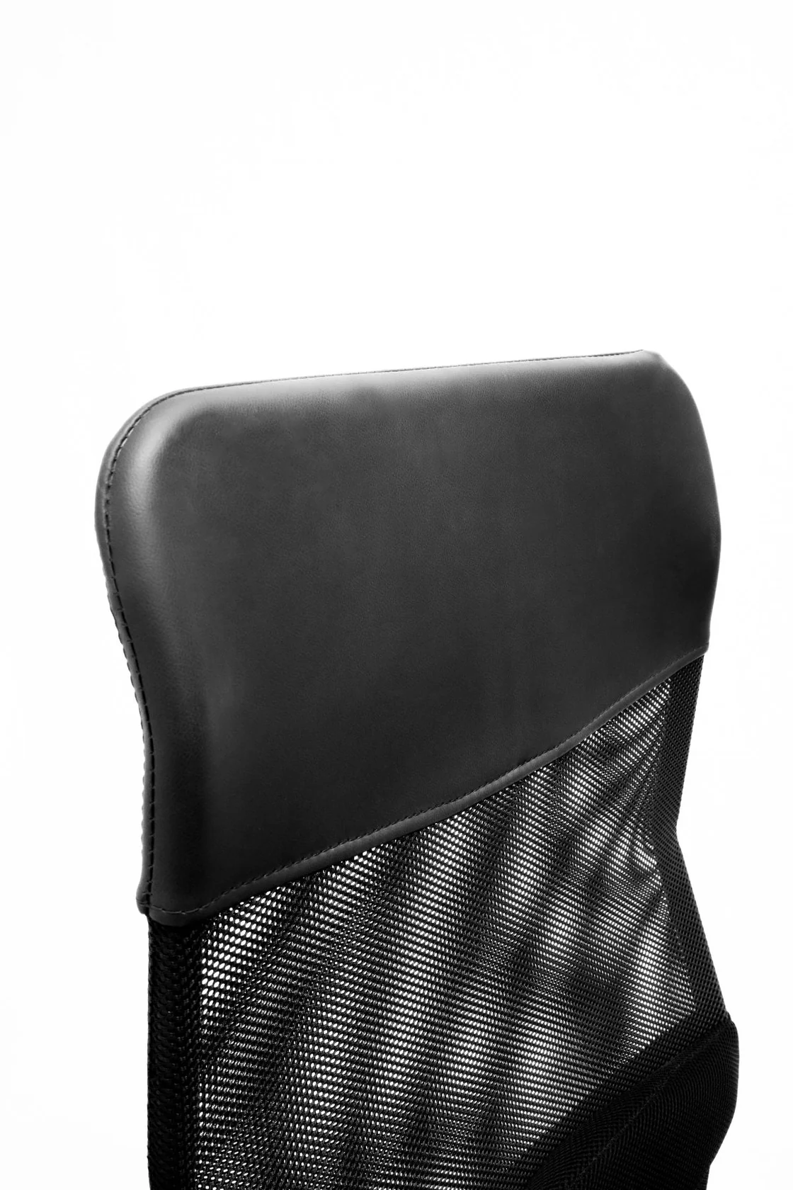 AVA Manager Chair - Image 4